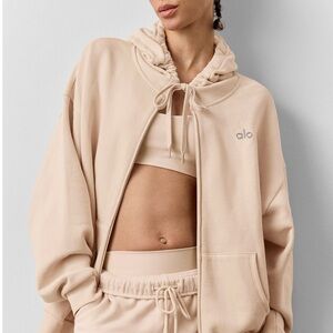 ALO Yoga Accolade zip up Hoodie